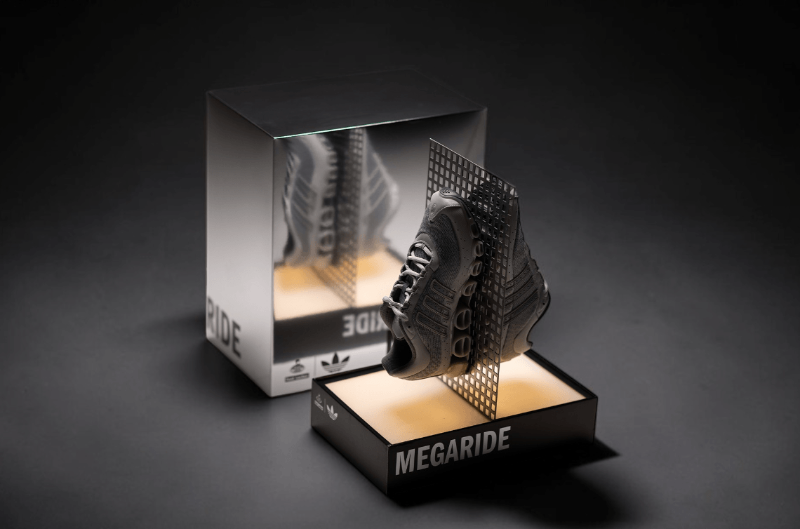adidas-pr-verpakking-licht-zilverkarton